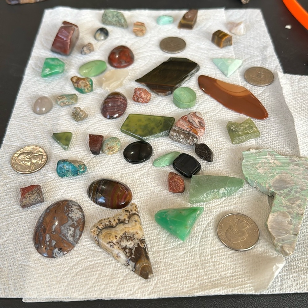 Lot🥳Cut ready to set and raw stones!turquoise